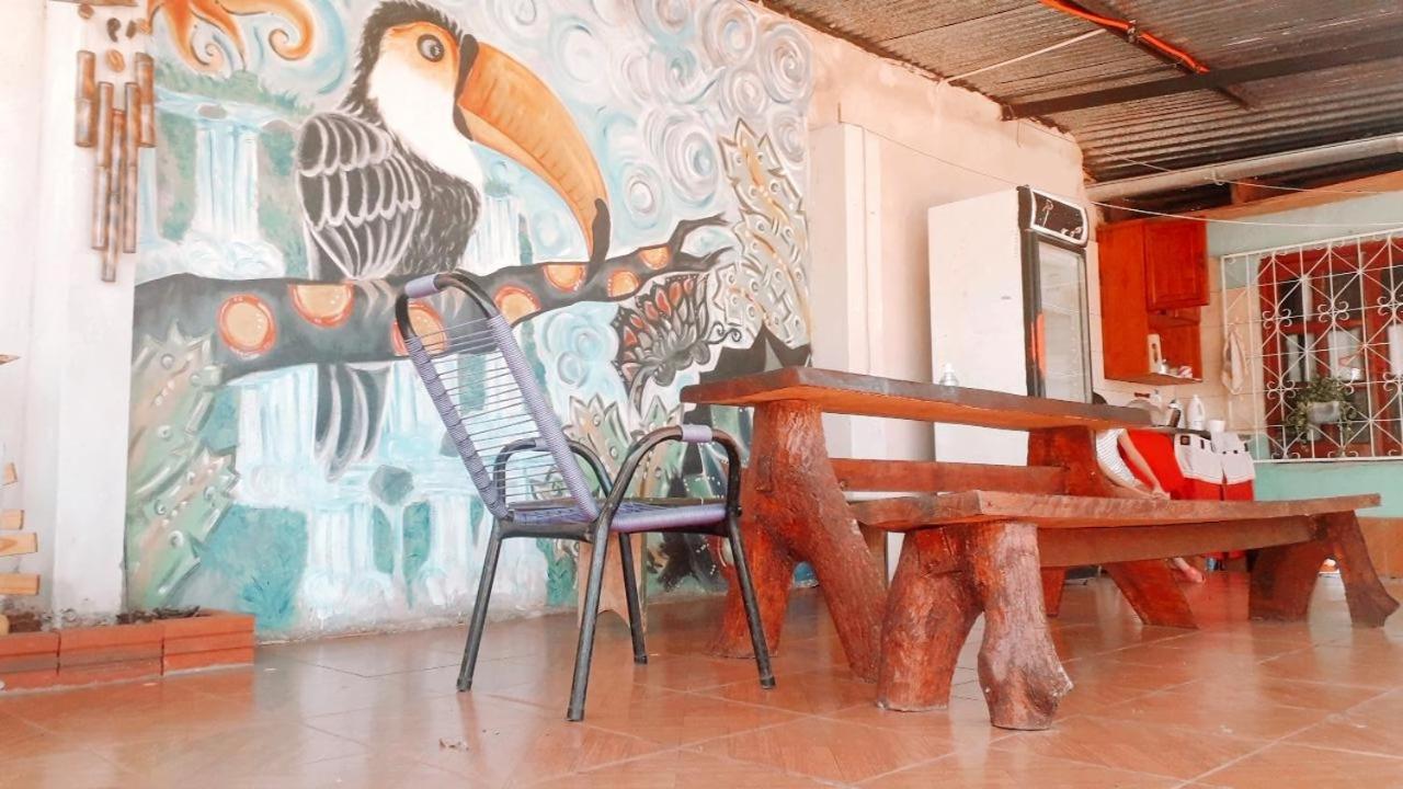 Alojamiento Picaflor Iguazu Hostel Puerto Iguazu Exterior photo